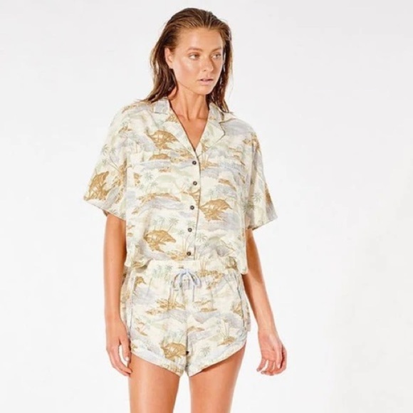 ☀️RIP CURL☀️ POSTCARDS BEACH SHORTS - Picture 3 of 11